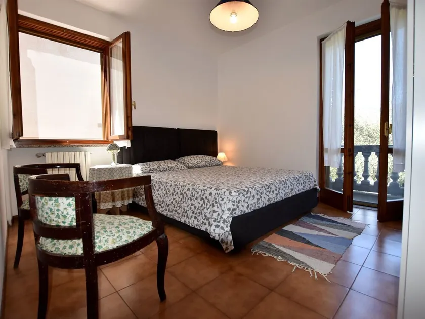 Two-family Home With Private Garden 100 Metres From the Lake and Beach - Image 1