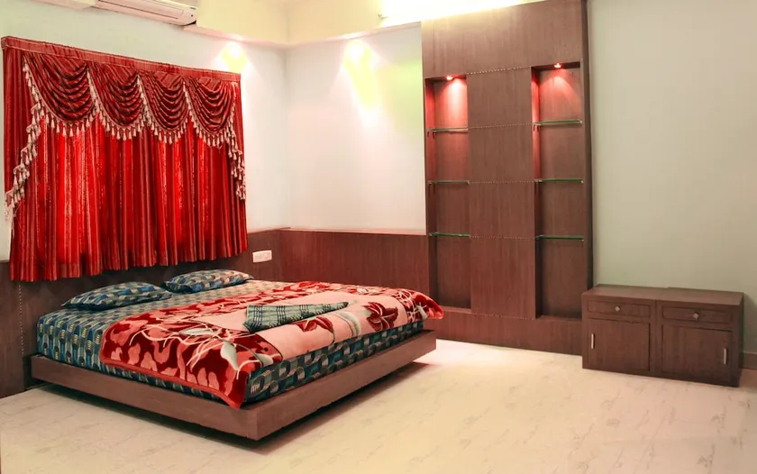 V Care Service Appartments - Image 1