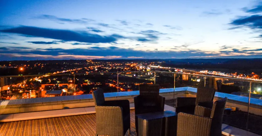 The Penthouse at Hewitt - Image 1