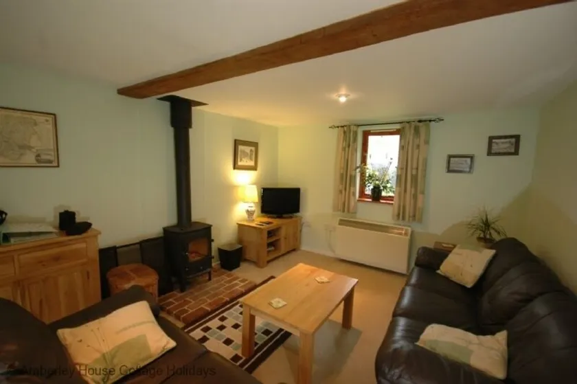 Taylors Copse Cottage - Image 1