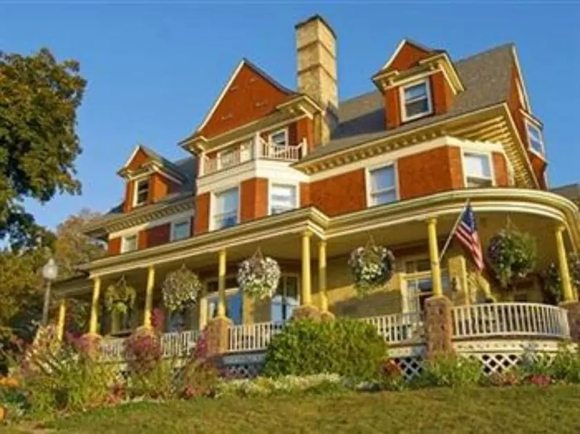 Rittenhouse Inn - Image 1