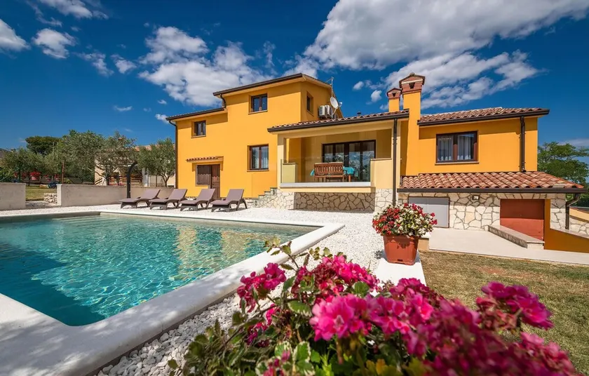 Amazing Home in Barban With Outdoor Swimming Pool, Wifi and 3 Bedrooms - Image 1