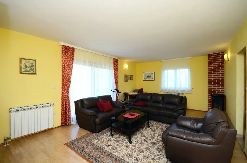 Apartment Leo - Image 1