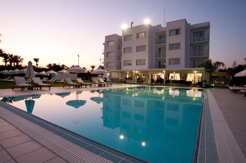 Frixos Suites Hotel Apartments - Image 1