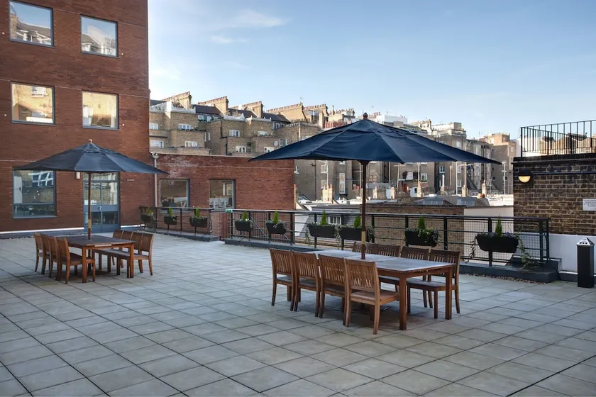 Meininger Hotel London Hyde Park - Image 1