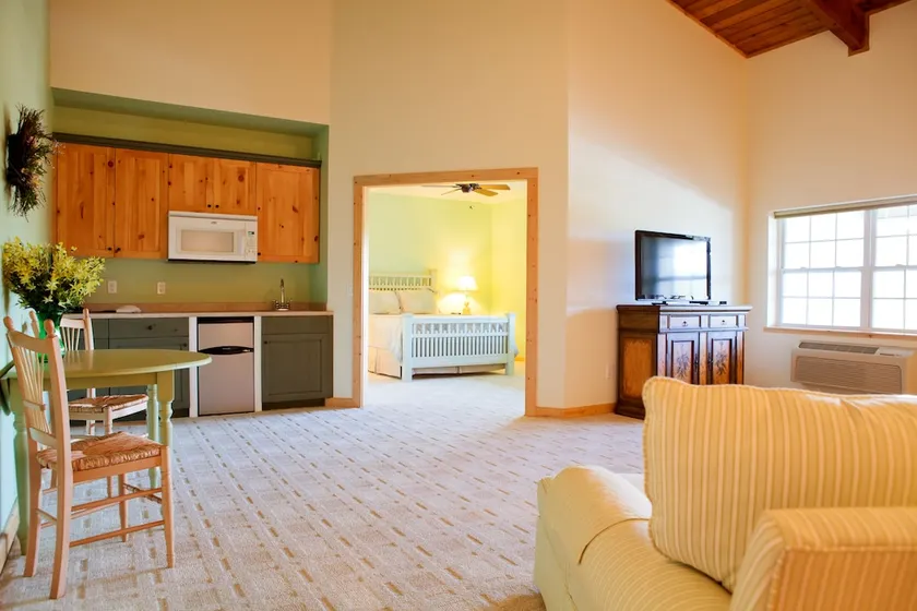 The Lodge at Cat Creek - Image 1