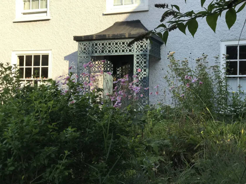 Radnor House - Image 1