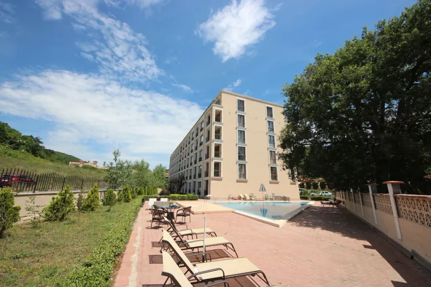 Menada Villa Astoria - Image 1