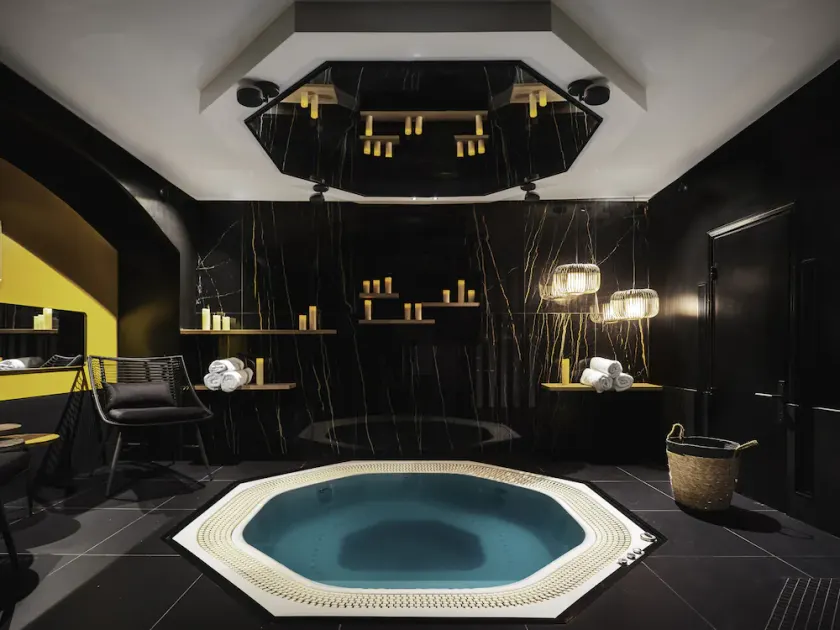 Love Hôtel - Adults Only - Image 1