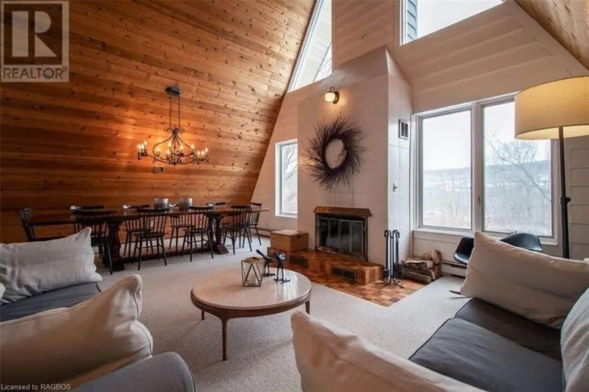 Stunning Mountain Hideaway Cottage - Image 1