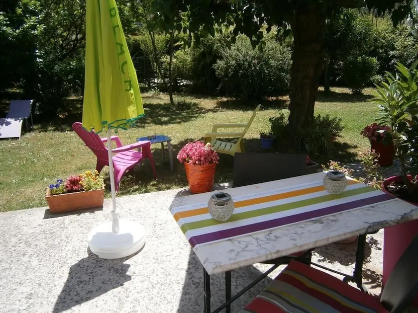 Les Bambous - Image 1