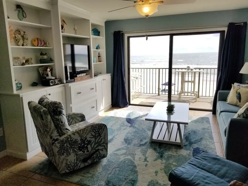 Summerhouse 422, 2 Bedrooms, Pool View, Ground Level, Heated Pool, Sleeps 6 - Image 1