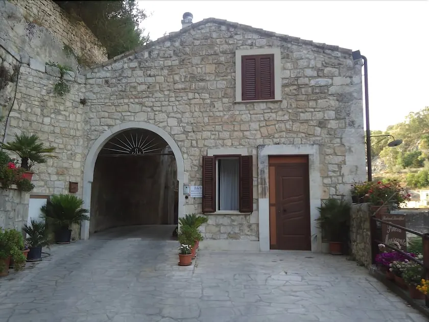 B&B Pineta Monserrato - Image 1