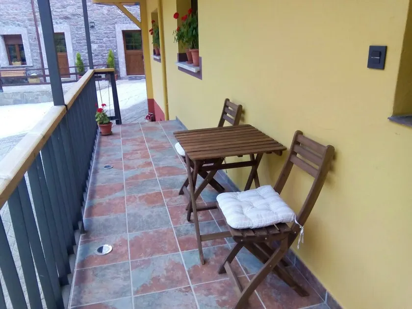 Studio with terrace and wifi at La Riera - Image 1