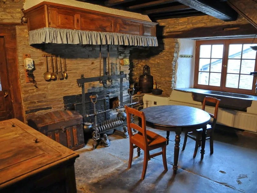 Cozy Holiday Home in Lierneux With Private Garden - Image 1