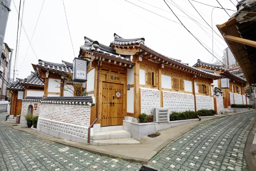 Hanok 24 Guesthouse Gyeongbokgung - Image 1