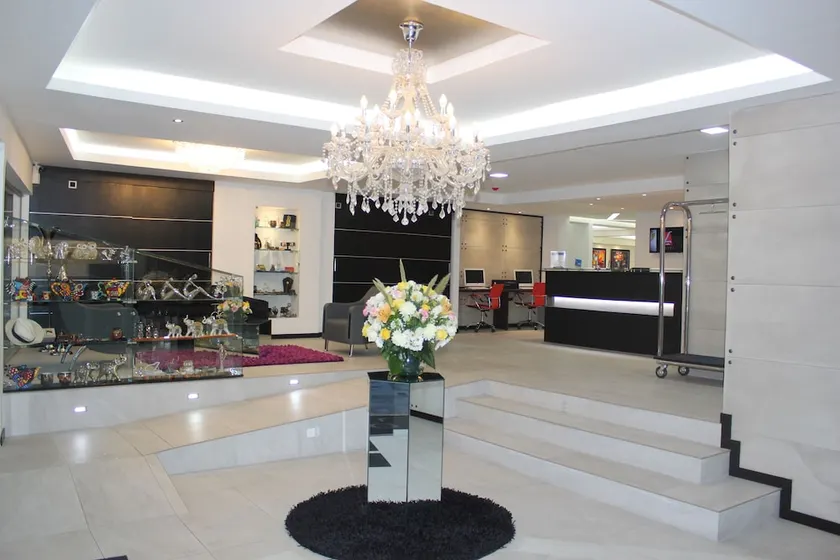 Lugano Suites - Image 1