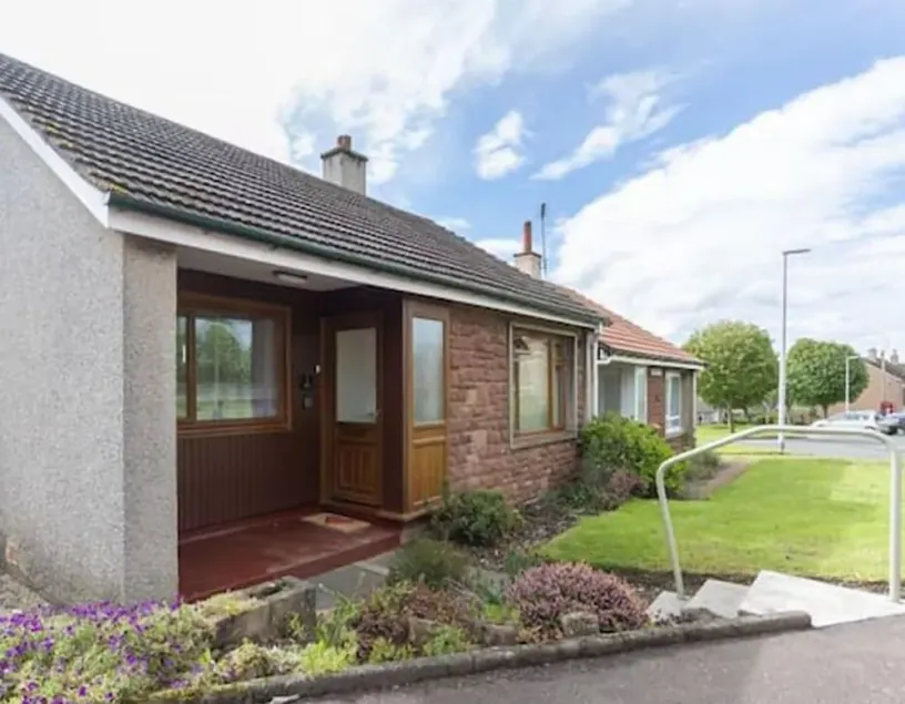Sunnyside Cottage, 5 Mins to St Andrews, Free Parking - Image 1