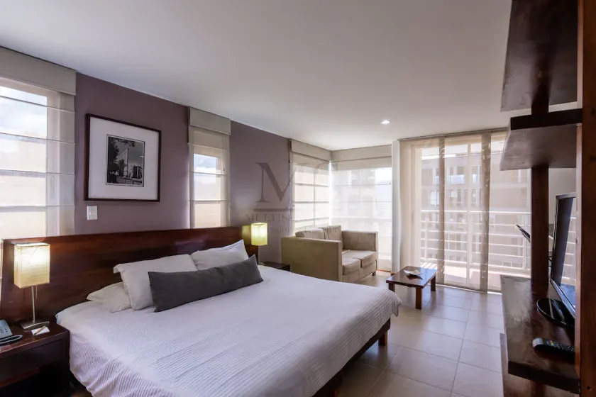 Cyan Suites Apartamentos - Image 1
