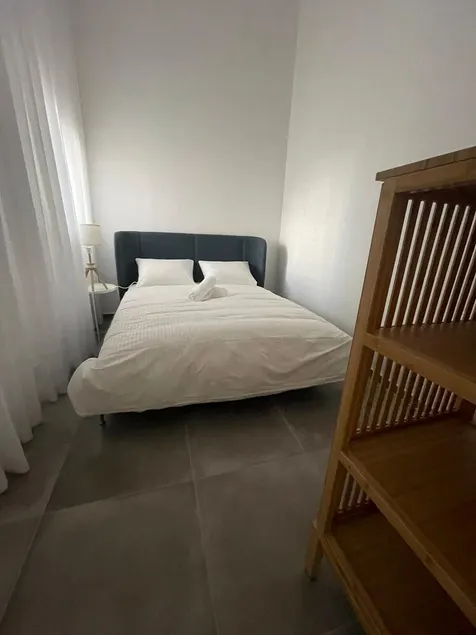 Deluxe Apartment with Private GardenArea - Image 1