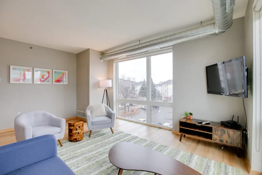 The Luxe Suites At Prospect Park - Image 1