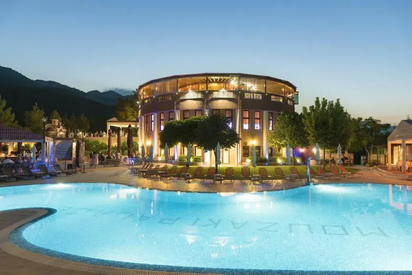 Mouzaki Palace Hotel & Spa - Image 1