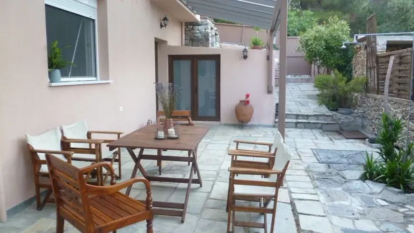 Palace Luxury Palio - Image 1