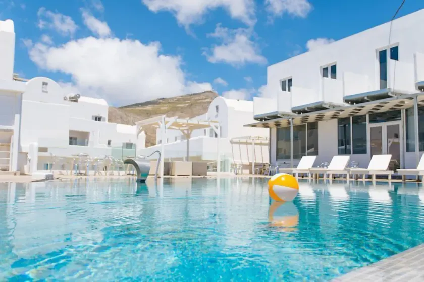 Odysseas Hotel - Image 1