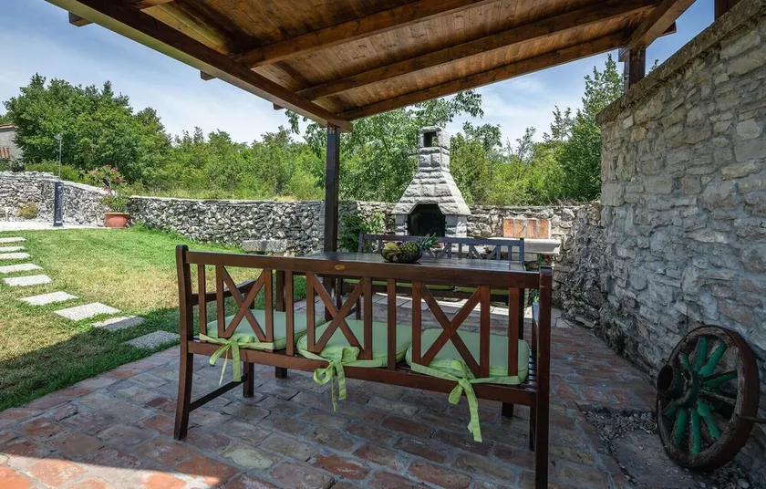 Awesome Home in Burjaki With 3 Bedrooms, Wifi and Outdoor Swimming Pool - Image 1