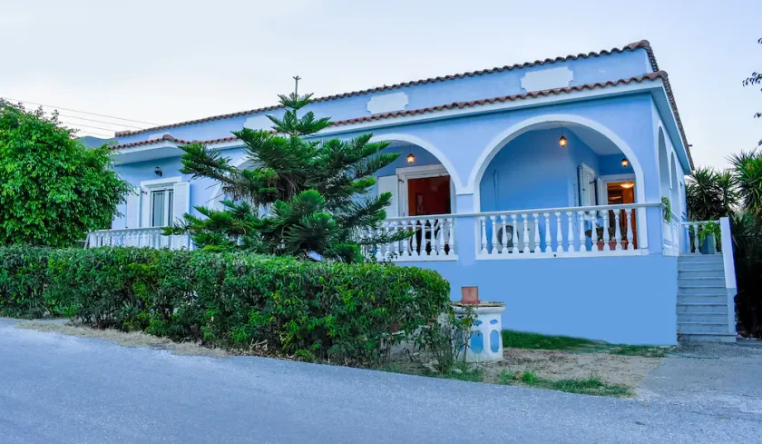 Vicky's Village private House - Image 1