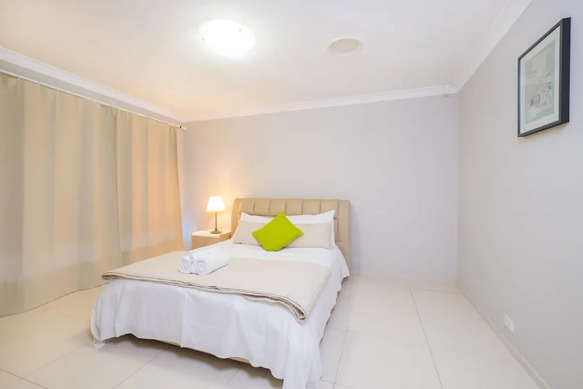 Getaway Holiday House Bankstown - Image 1