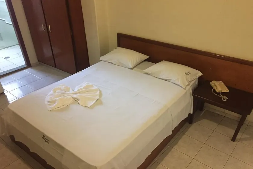 Hotel Sampaio - Image 1
