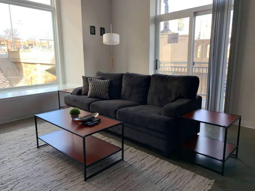 FRONTDESK Walker's Landing Apts Riverwest Milwaukee - Image 1