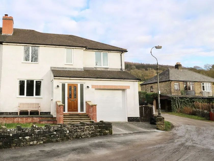 Thorncliffe House - Image 1