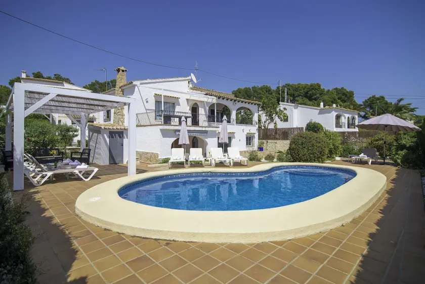 Villas Guzman-Casa del Rull - Image 1