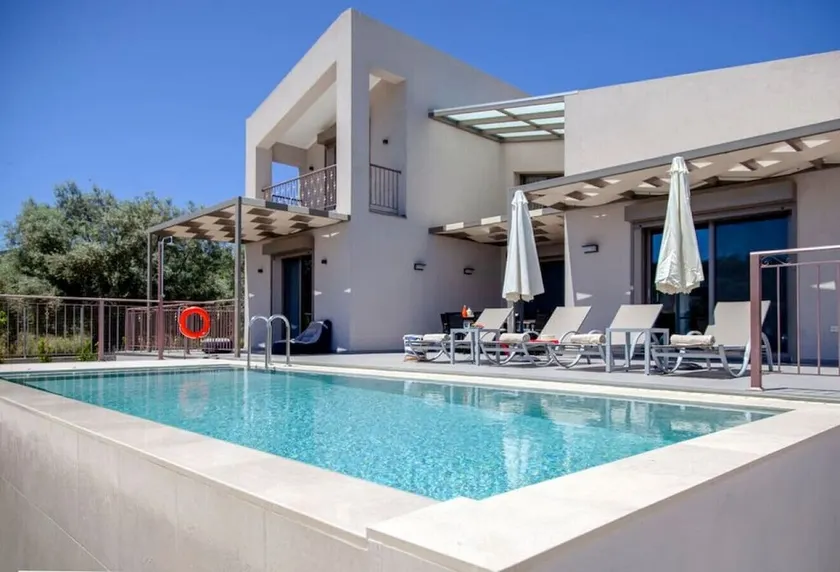 Villa Lefkas - Image 1