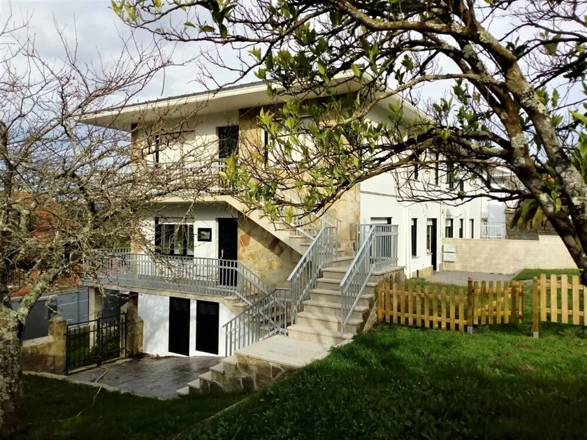 Spacious and Sunny Apartment With Garden Directly on the Beach of Aguieira - Image 1