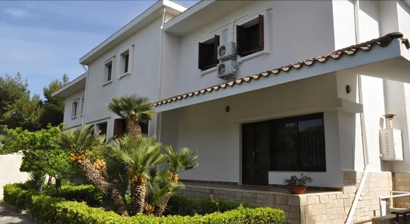 B&B La Sciaia A Mare - Image 1