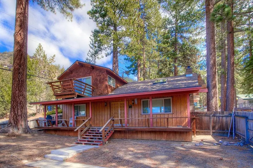 Cave Rock Chalet by Lake Tahoe Accommodations - Image 1