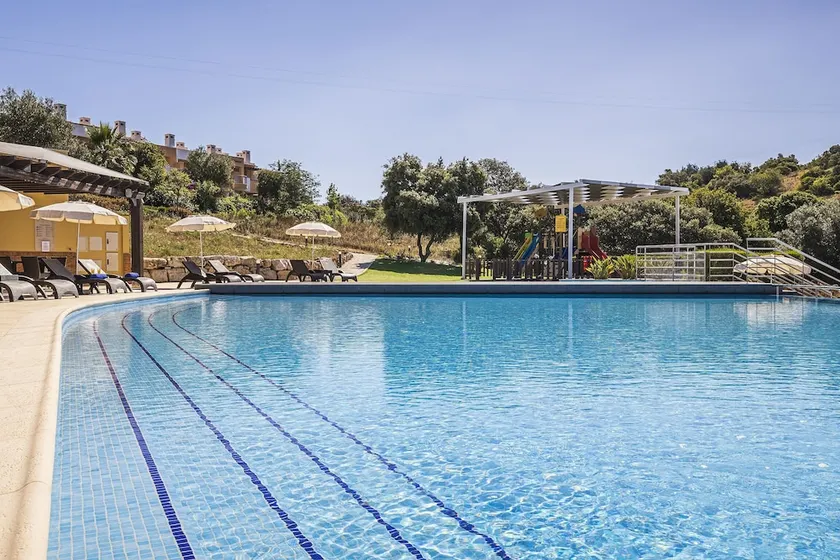 Vale da Ribeira Residences - Image 1
