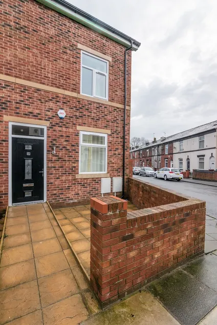 Fantastic Brand New Home - Image 1