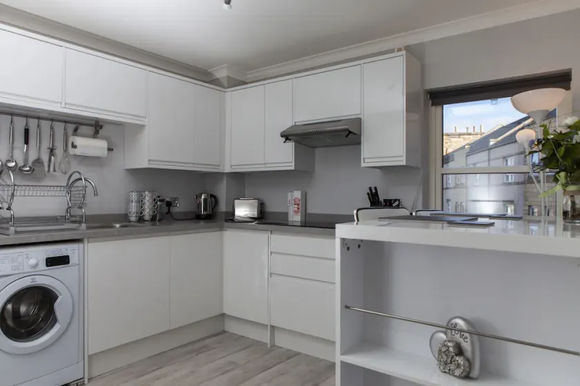 Amazing Apartments - Annandale Street - Image 1
