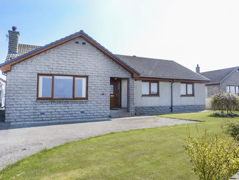5 Golfview Drive - Image 1
