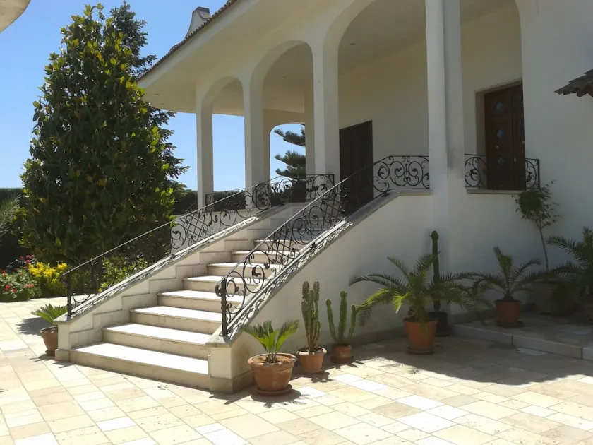 Villa Gloria Bed & Breakfast - Image 1