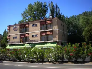 Hostal El Paraíso - Image 1