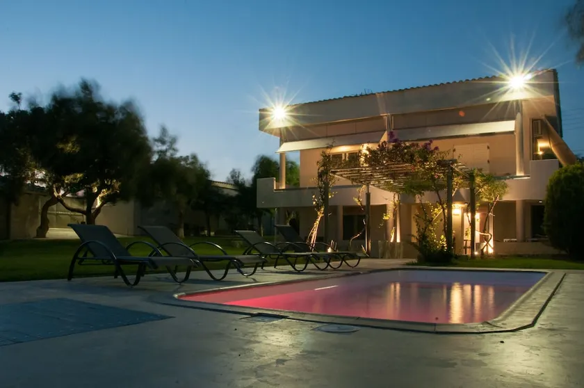 Lagonissi Residence - Image 1