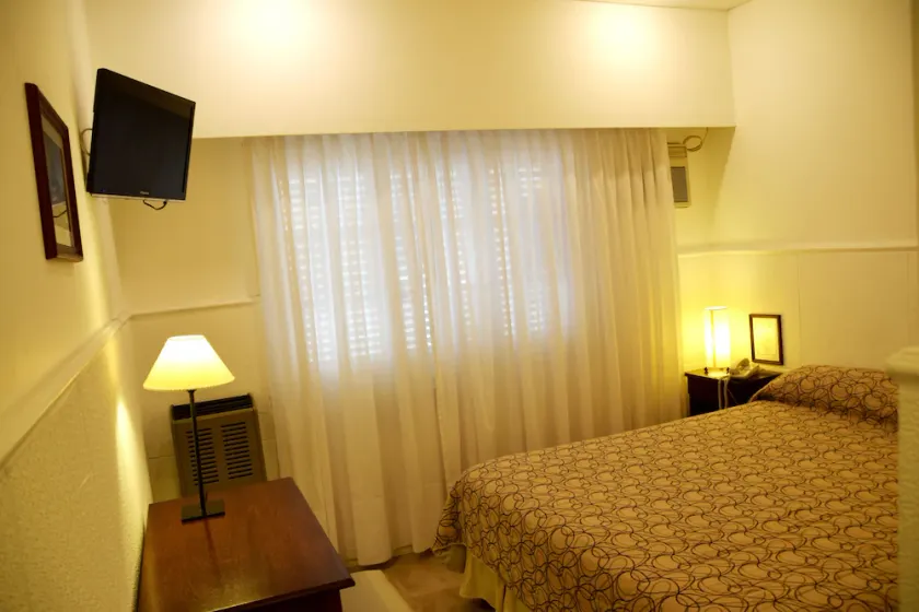 Laguna Hotel - Image 1