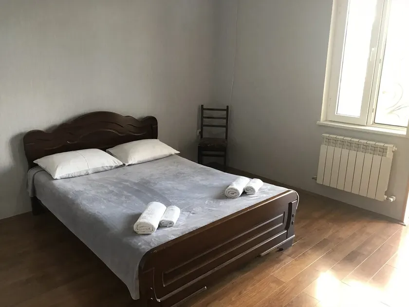 Bajo Guest House - Image 1