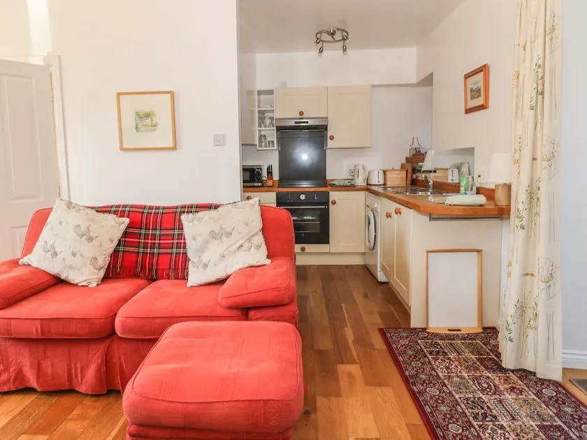 Galabank Cottage - Image 1