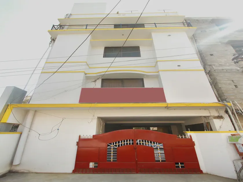 Ms Grand Inn By OYO Rooms - Image 1